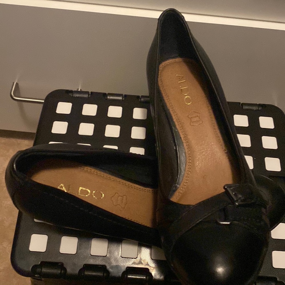 Brand new Aldo black solid pumps. Genuine leather. Never miss a beat with this.